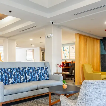 Holiday Inn Express Hotel & Suites Lake Zurich-Barrington By Ihg
