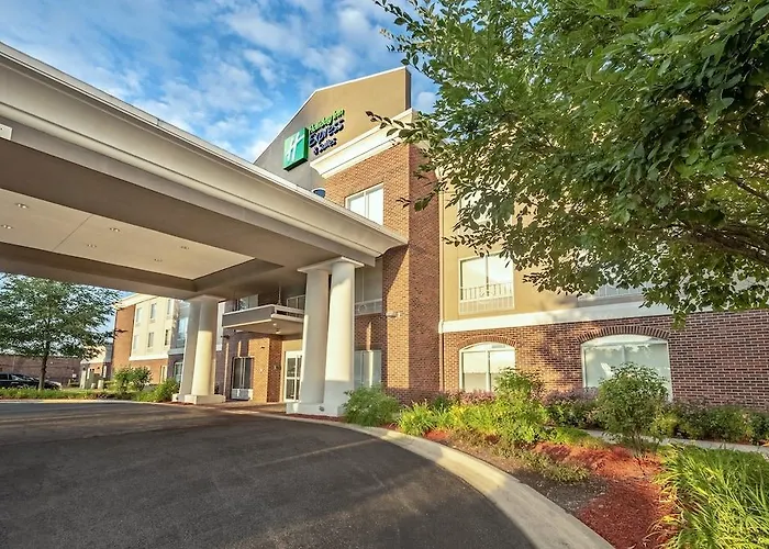 Express & Zurich-barrington By Ihg Lake Zurich