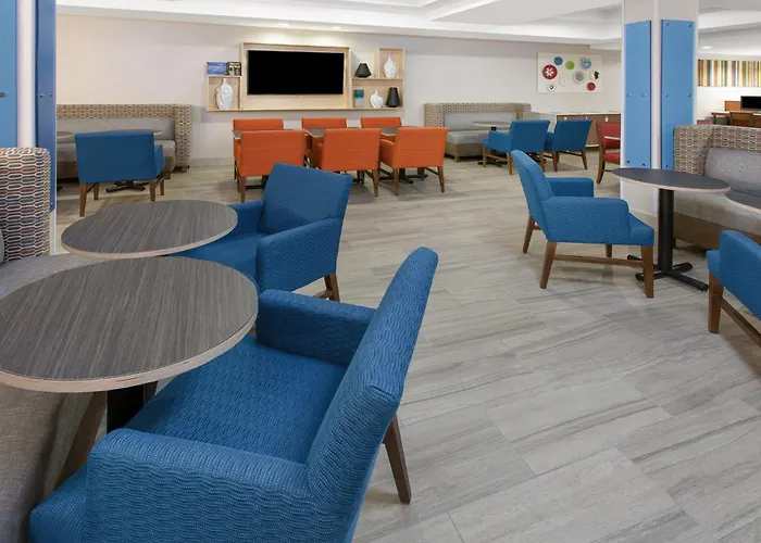 Express & Zurich-barrington By Ihg Отель 2*