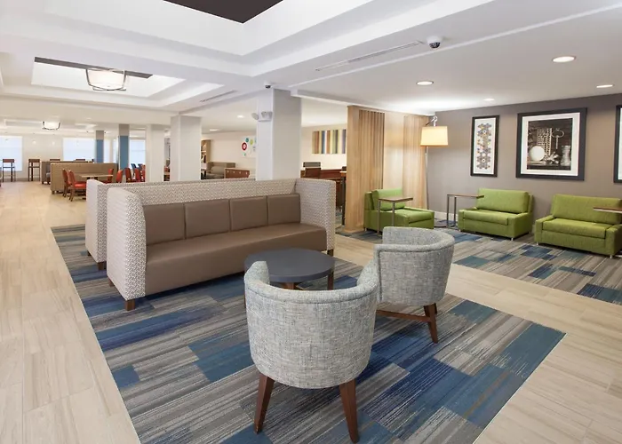 Отель Express & Zurich-barrington By Ihg Lake Zurich