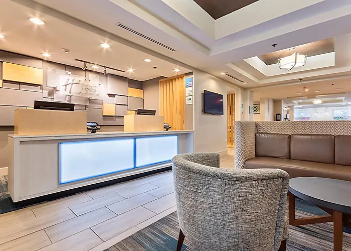 Express & Zurich-barrington By Ihg Отель Lake Zurich