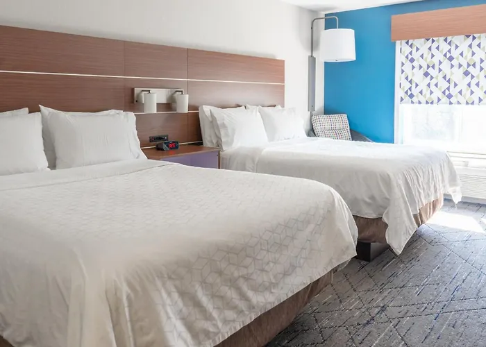 Отель Express & Zurich-barrington By Ihg 2*