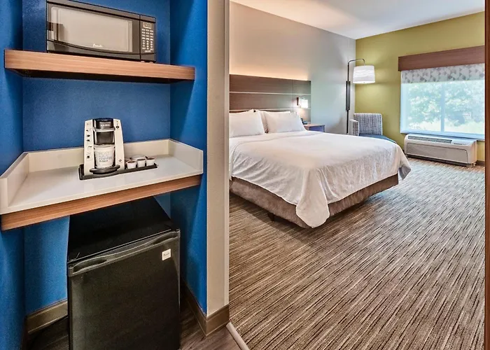 Express & Zurich-barrington By Ihg