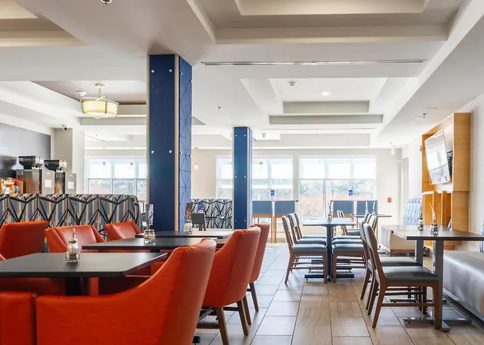Express & Zurich-barrington By Ihg
