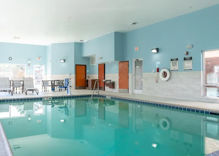 Express & Zurich-barrington By Ihg Lake Zurich