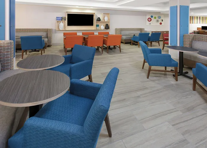 Express & Zurich-barrington By Ihg Hotel